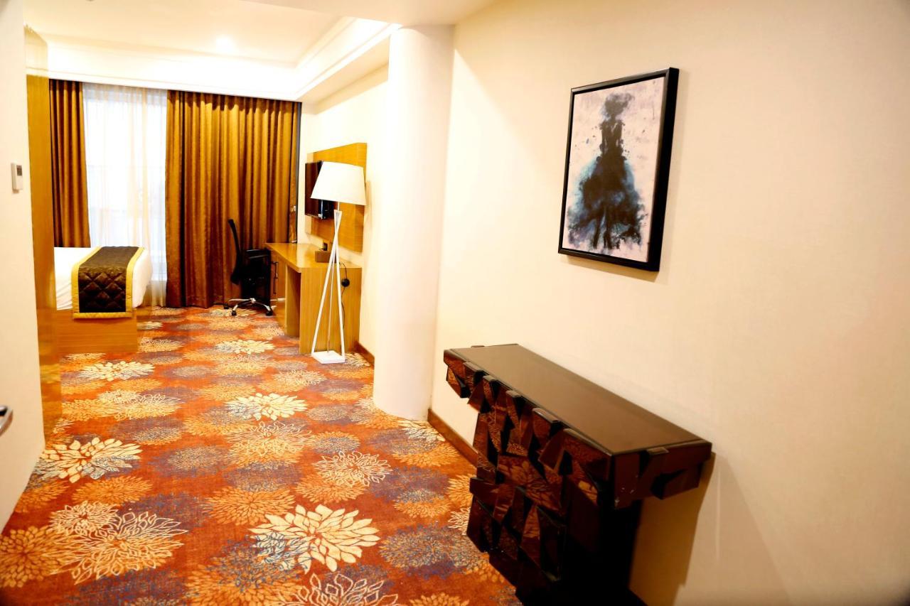 Leroy Grand - Yeshwanthpur Bangalore Exterior foto