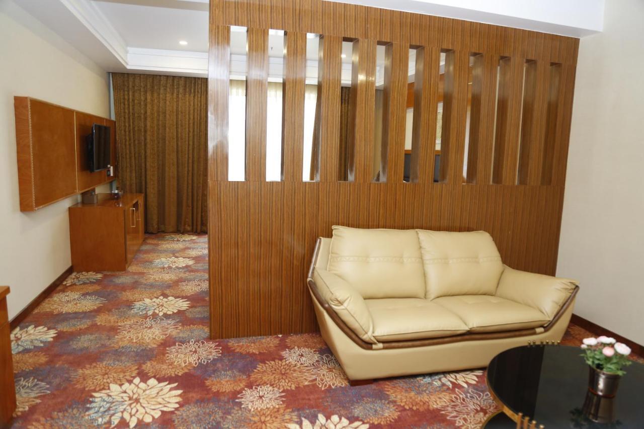 Leroy Grand - Yeshwanthpur Bangalore Exterior foto